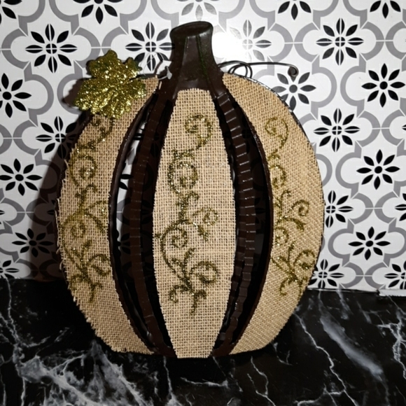 Metal burlap farmhouse primitive country fall deco - Picture 1 of 2